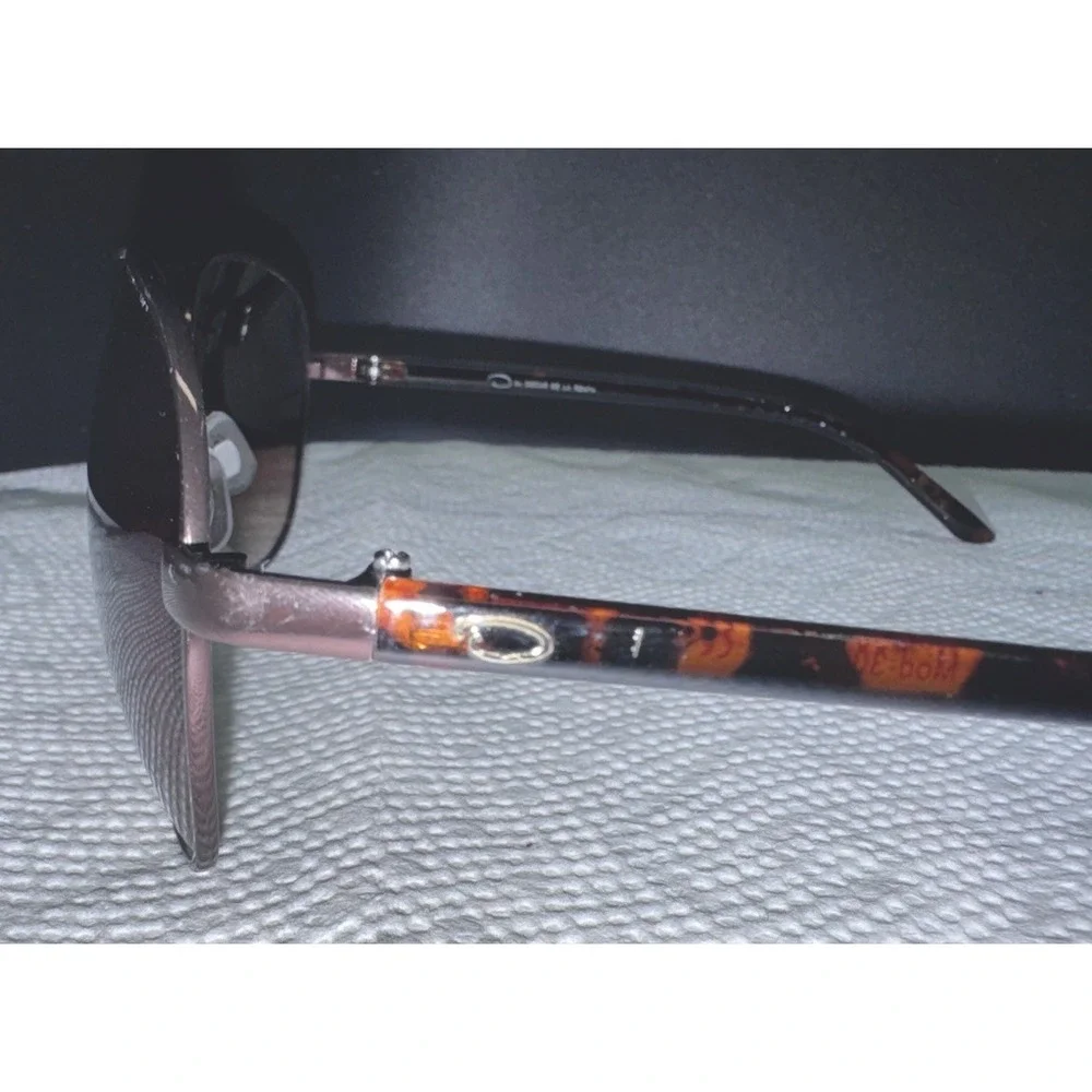 Oscar de la Renta authentic oscar